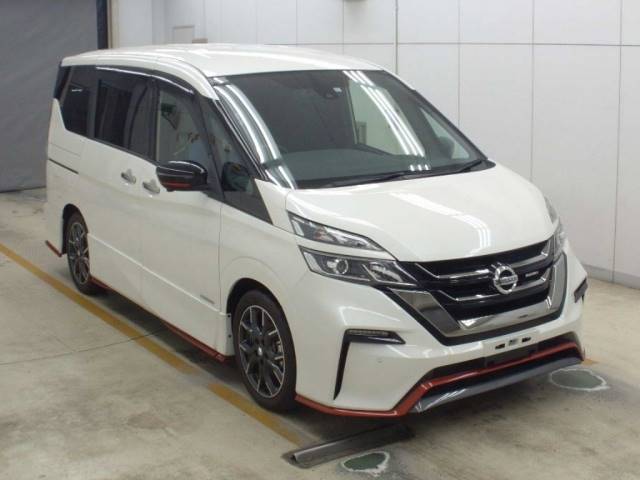 1050 NISSAN SERENA GFC27 2018 г. (NAA Osaka)