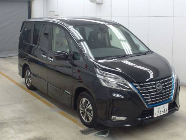 1076 NISSAN SERENA HFC27 2021 г. (NAA Osaka)