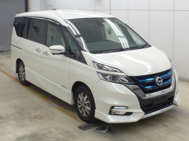 137 NISSAN SERENA HFC27 2018 г. (NAA Osaka)