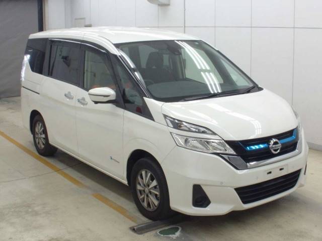 2010 NISSAN SERENA HC27 2018 г. (NAA Osaka)