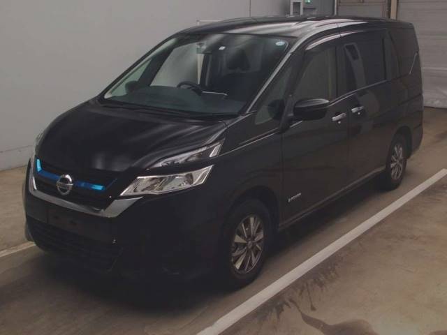 2084 NISSAN SERENA HC27 2018 г. (TAA Kantou)