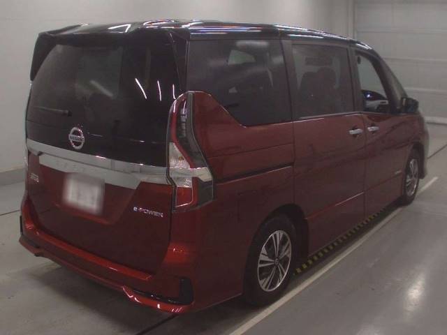 40104 NISSAN SERENA HFC27 2022 г. (CAA Tokyo)