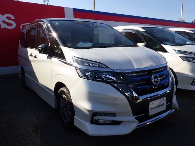 4422 NISSAN SERENA HFC27 2018 г. (NAA Tokyo)