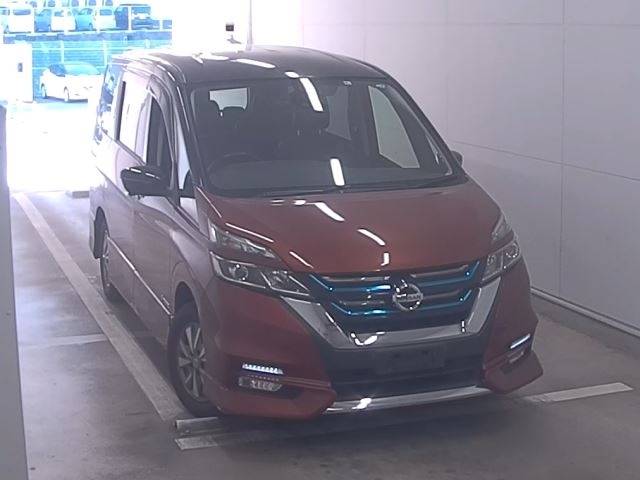 564 NISSAN SERENA HFC27 2018 г. (NAA Fukuoka)