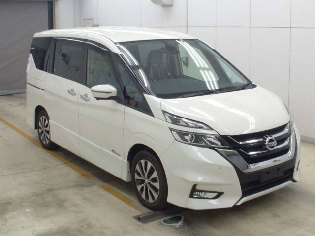 105 NISSAN SERENA GFC27 2018 г. (NAA Osaka)