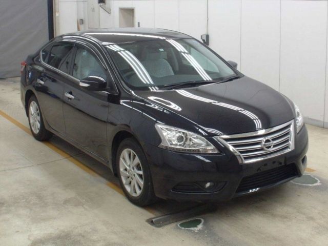 5047 NISSAN SYLPHY TB17 2014 г. (NAA Osaka)