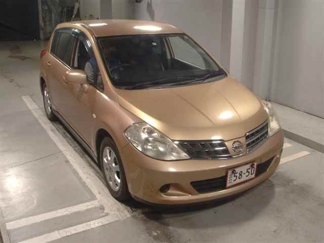 8456 NISSAN TIIDA C11 2011 г. (JU Tokyo)