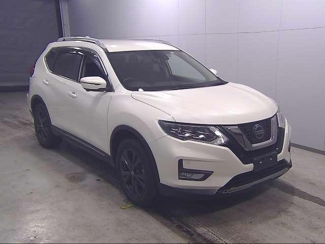 10176 NISSAN X-TRAIL NT32 2021 г. (Honda Tokyo)