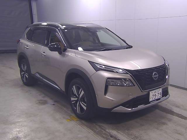 10205 NISSAN X-TRAIL SNT33 2023 г. (Honda Tokyo)