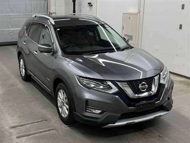 15075 NISSAN X-TRAIL HNT32 2018 г. (MIRIVE Saitama)