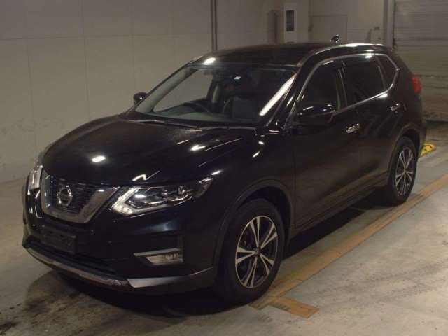 2056 NISSAN X-TRAIL T32 2019 г. (TAA Kyushu)