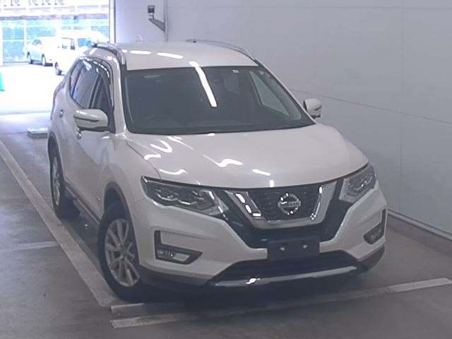 2503 NISSAN X-TRAIL HNT32 2017 г. (NAA Fukuoka)