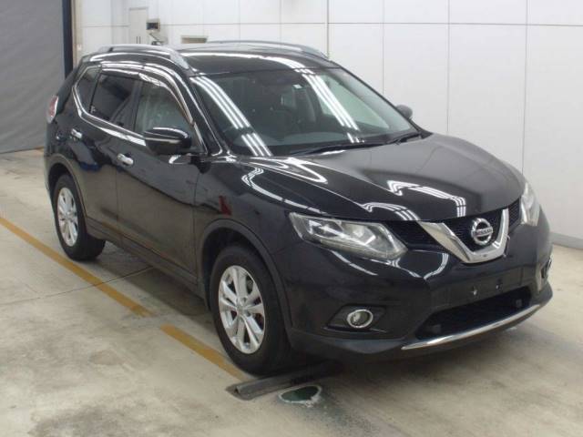 47 NISSAN X-TRAIL NT32 2014 г. (NAA Osaka)