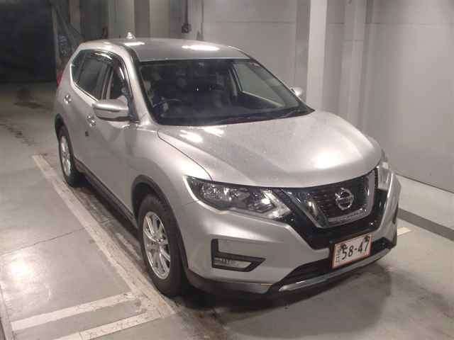 8226 NISSAN X-TRAIL NT32 2019 г. (JU Tokyo)