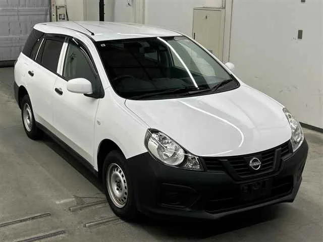 Nissan AD VZNY12 2021