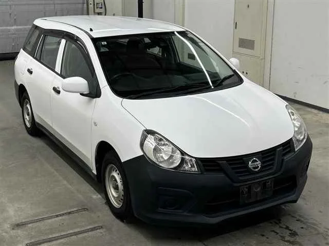 Nissan AD VY12 2018