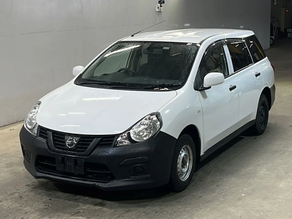 Nissan AD VY12 2018