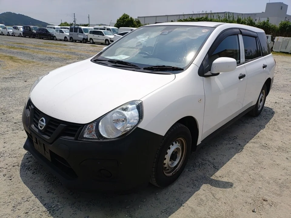 Nissan AD VY12 2018