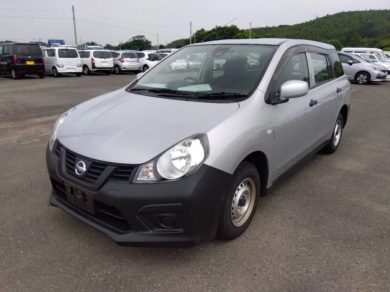 Nissan AD VY12 2021
