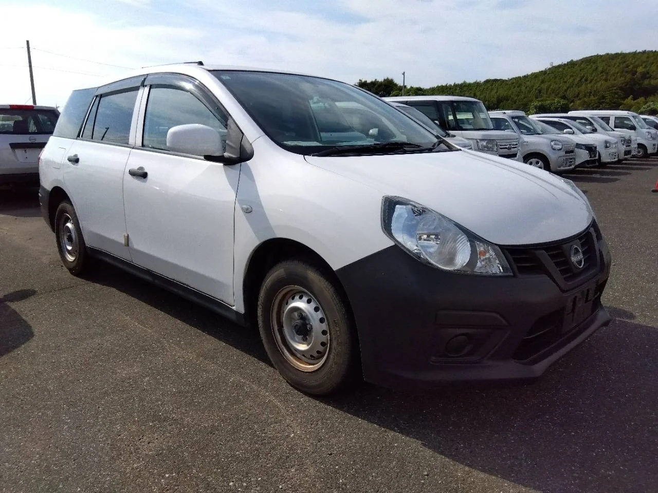 Nissan AD VY12 2021