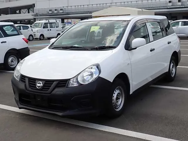 Nissan AD VY12 2019