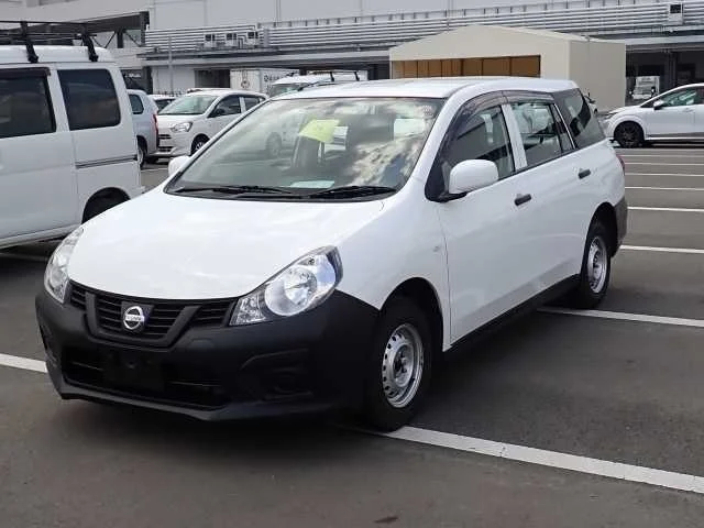 Nissan AD VY12 2019