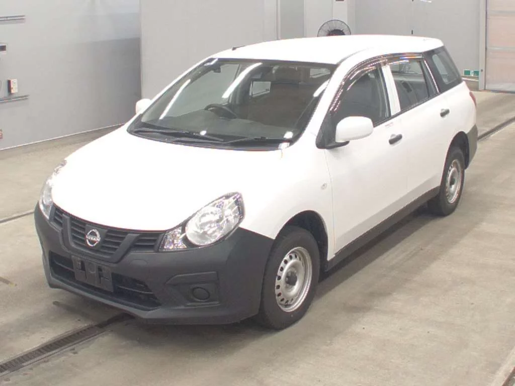 Nissan AD VZNY12 2021