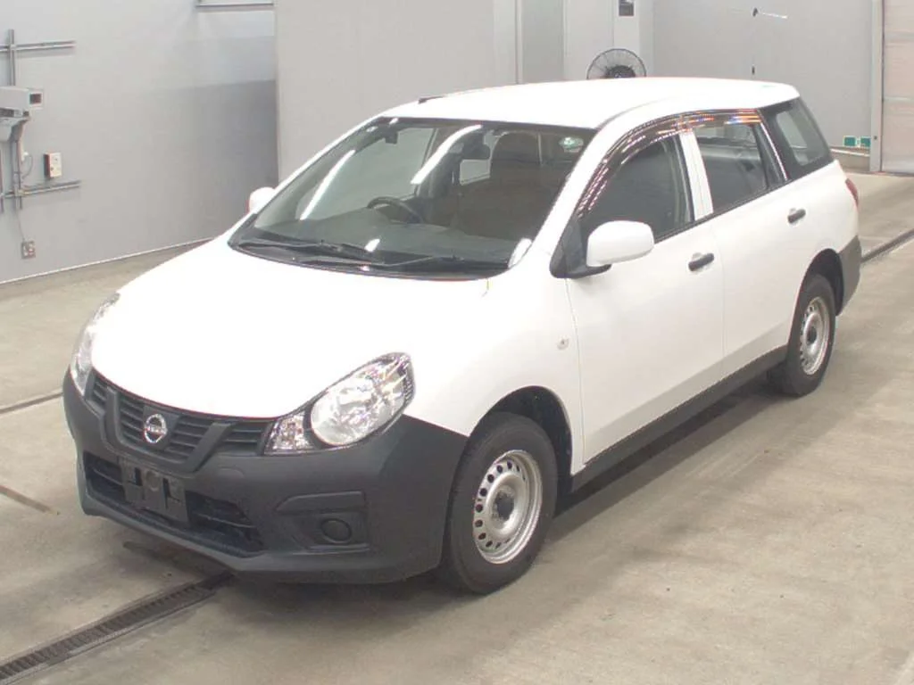 Nissan AD VZNY12 2021