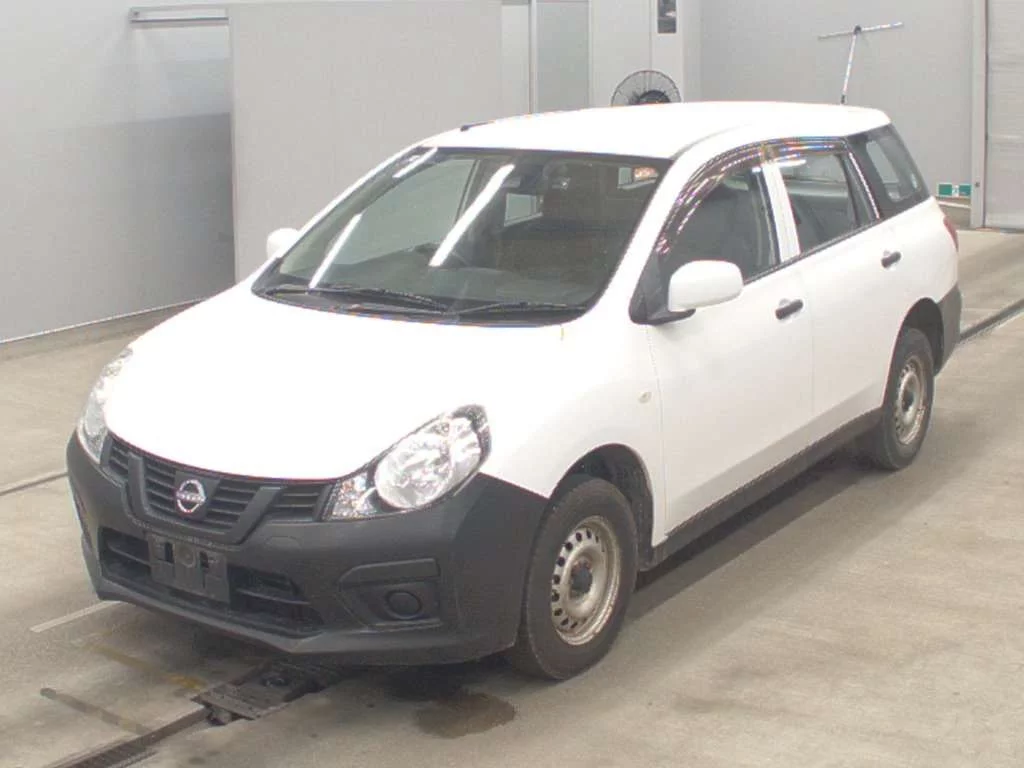 Nissan AD VZNY12 2021