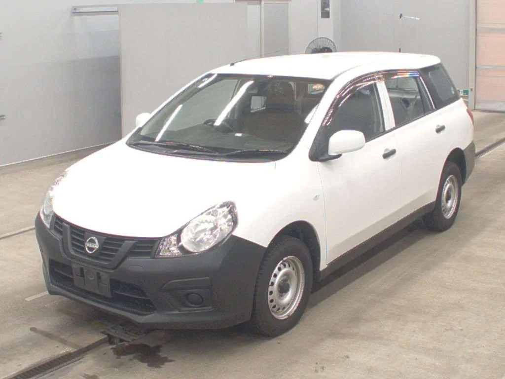 Nissan AD VZNY12 2021