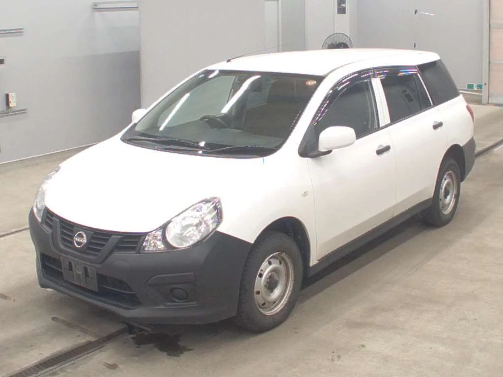 Nissan AD VZNY12 2021