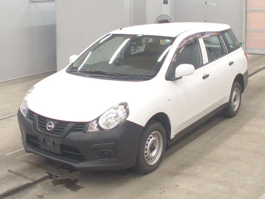 Nissan AD VZNY12 2021
