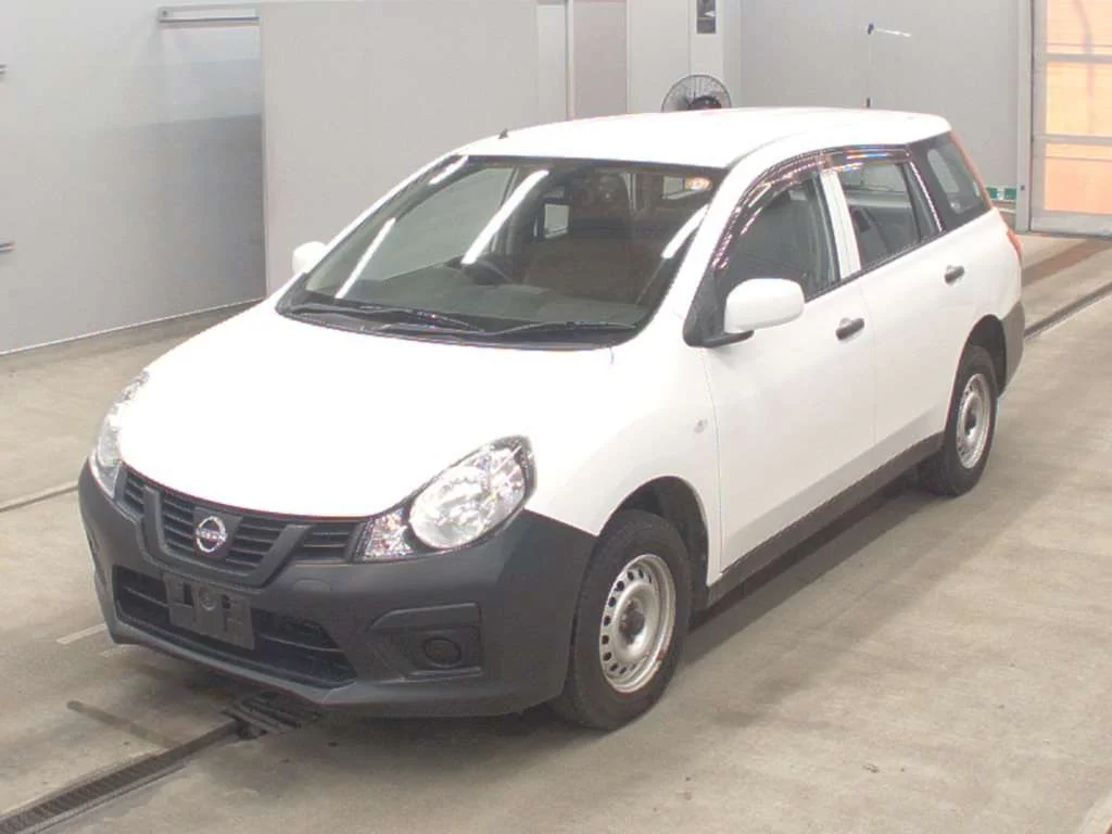 Nissan AD VZNY12 2021