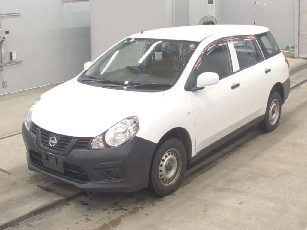 Nissan AD VZNY12 2021