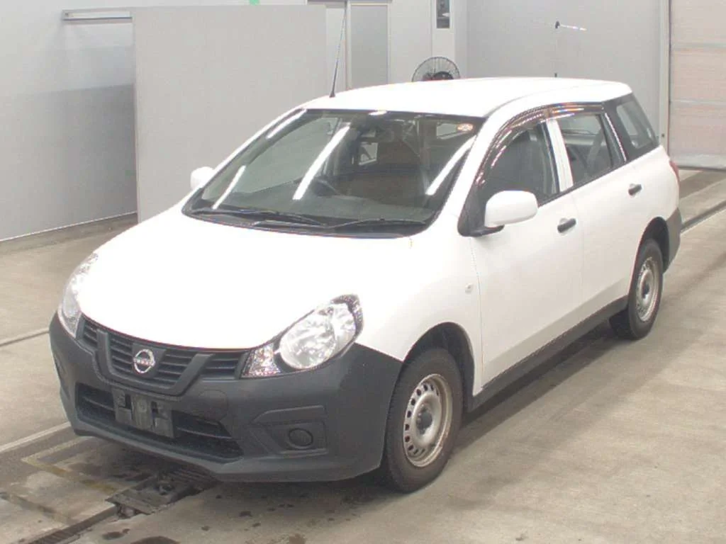 Nissan AD VZNY12 2021