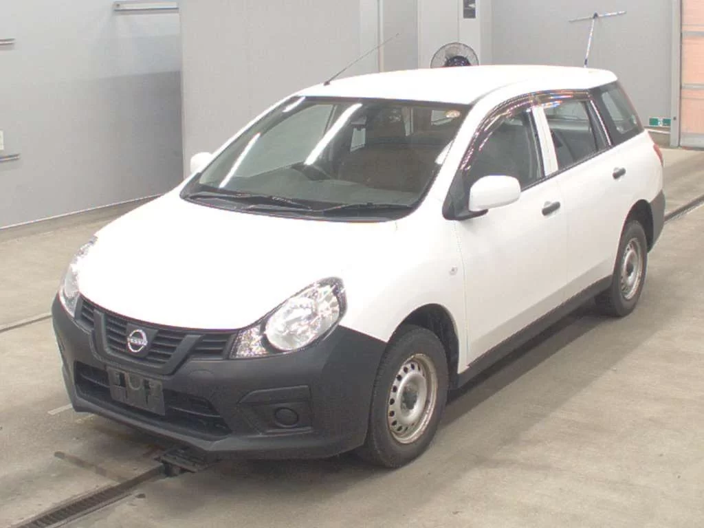 Nissan AD VZNY12 2021