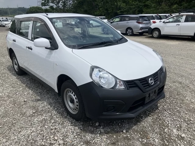 Nissan AD VZNY12 2021