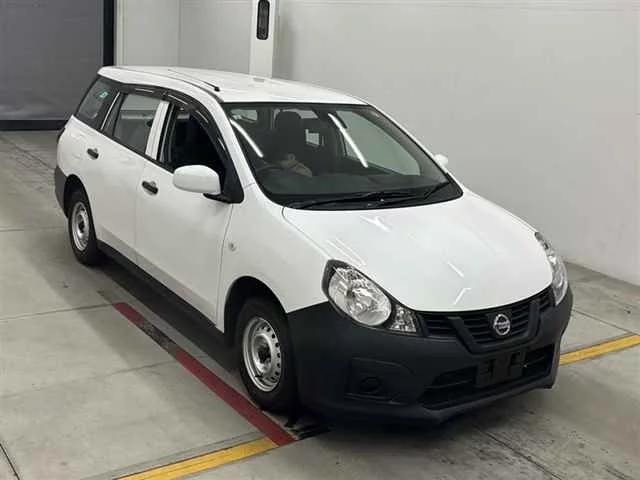 Nissan AD VY12 2021