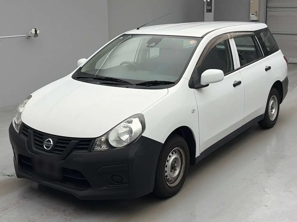 Nissan AD VY12 2019