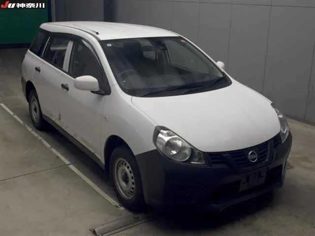 Nissan AD VZNY12 2022