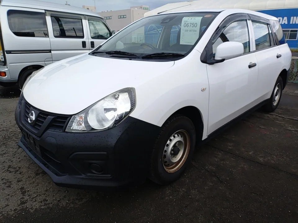 Nissan AD VY12 2020