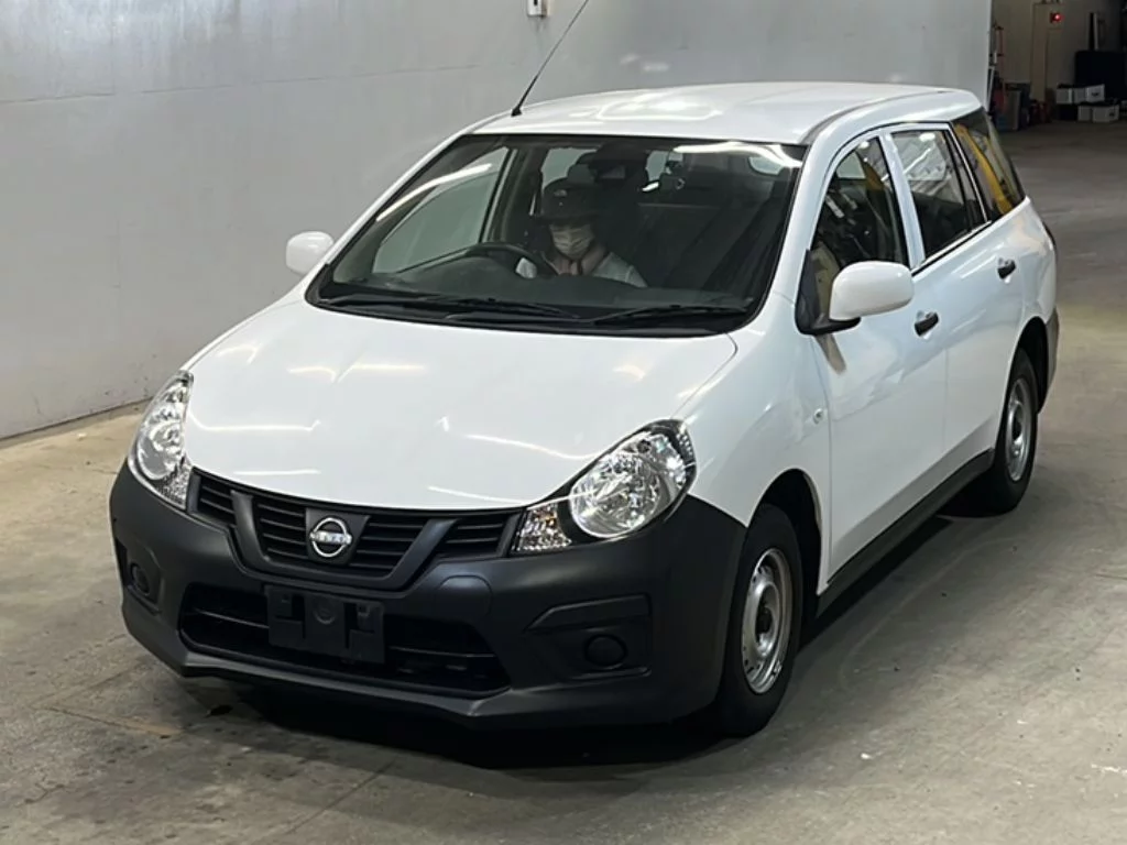 Nissan AD VY12 2022
