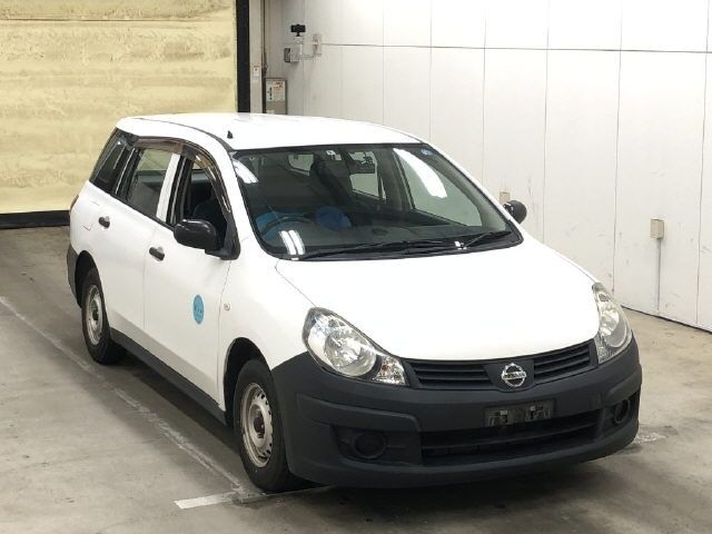 3081 Nissan Ad VY12 2015 г. (IAA Osaka)