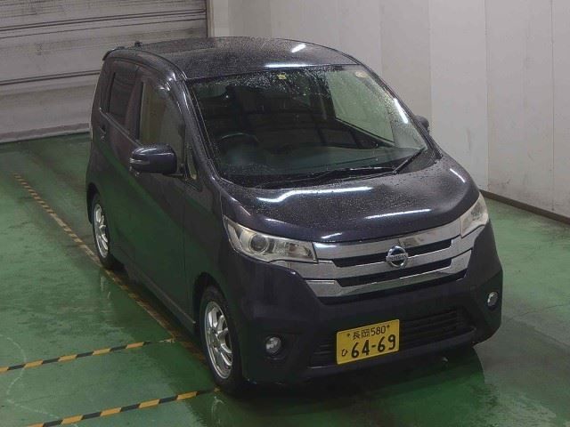 1033 Nissan Dayz B21W 2014 г. (JU Niigata)