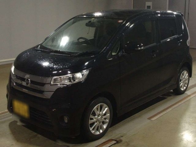 30005 Nissan Dayz B21W 2014 г. (TAA Hyogo)