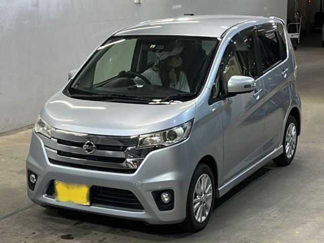 3023 Nissan Dayz B21W 2015 г. (KCAA Fukuoka)