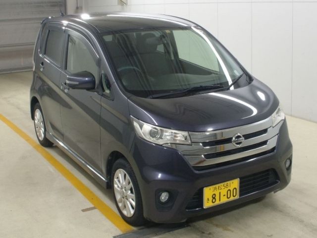 3026 Nissan Dayz B21W 2015 г. (NAA Nagoya)