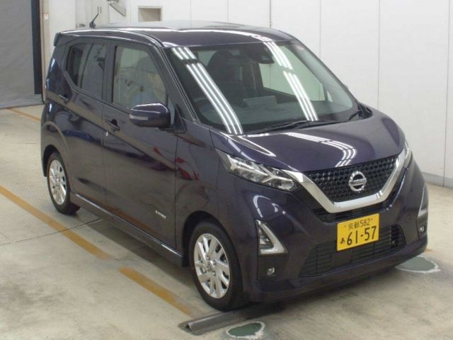 3060 Nissan Dayz B44W 2021 г. (NAA Osaka)