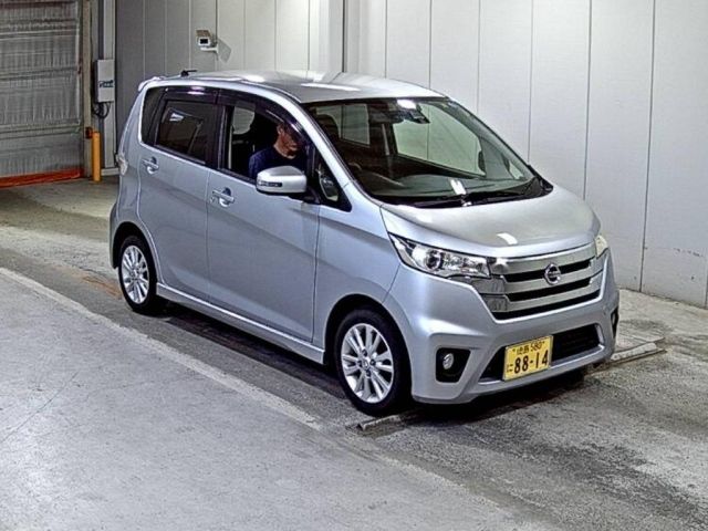 4085 Nissan Dayz B21W 2015 г. (LAA Shikoku)