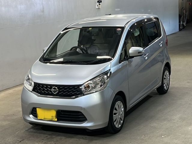 617 Nissan Dayz B21W 2015 г. (KCAA Fukuoka)